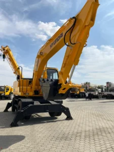 Best and Cheap RoRo Shipping Companies in Dubai UAE-SLR-Shipping-Excavator-1