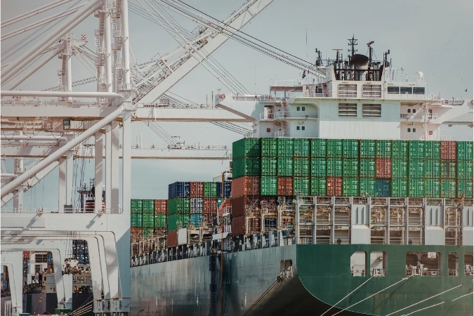 Best SOC SLOT rate from Jebel Ali dubai UAE by SLR Shipping
